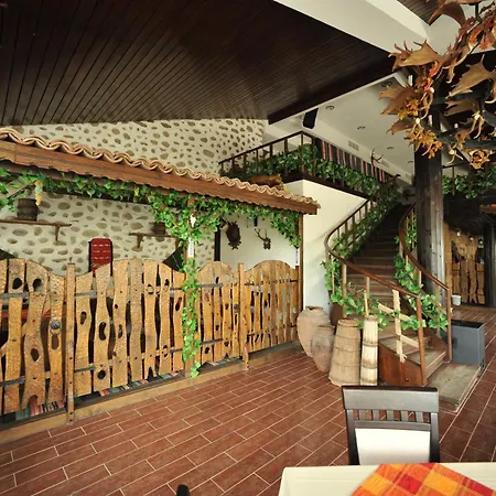 Hotel Melnik Хотел Мелник Hotel Melnik (Blagoevgrad)