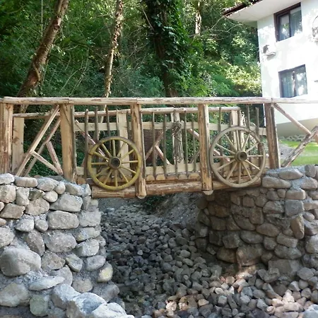 Hotel Melnik Хотел Мелник فندق 3*