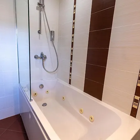 Hotel Melnik Хотел Мелник Hotel Melnik (Blagoevgrad)