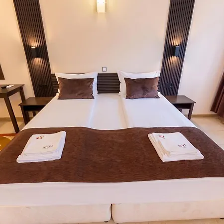 Hotel Melnik Хотел Мелник 3*