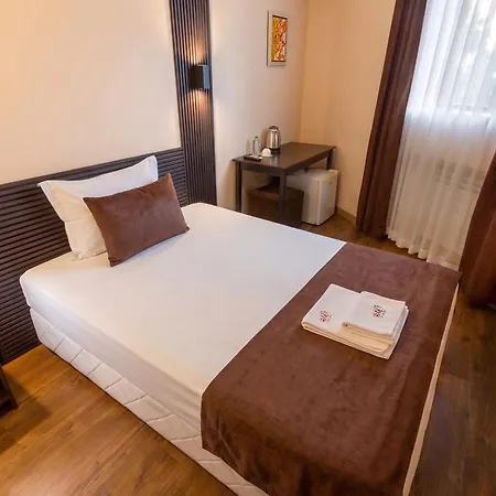Hotel Melnik Хотел Мелник Melnik (Blagoevgrad)