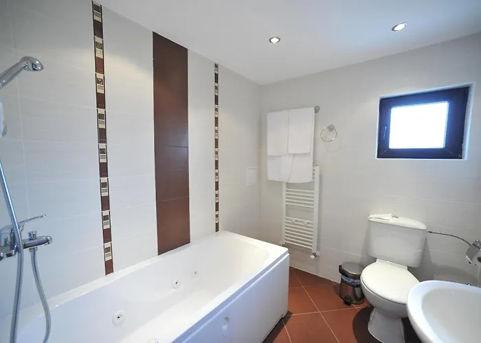 Hotel Melnik Хотел Мелник Hotel Melnik (Blagoevgrad)