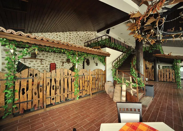 Hotel Melnik Хотел Мелник Hotel Melnik (Blagoevgrad)