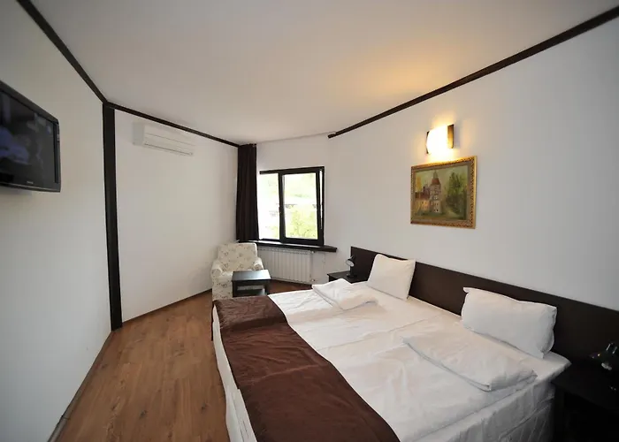 Hotel Melnik Хотел Мелник 3*